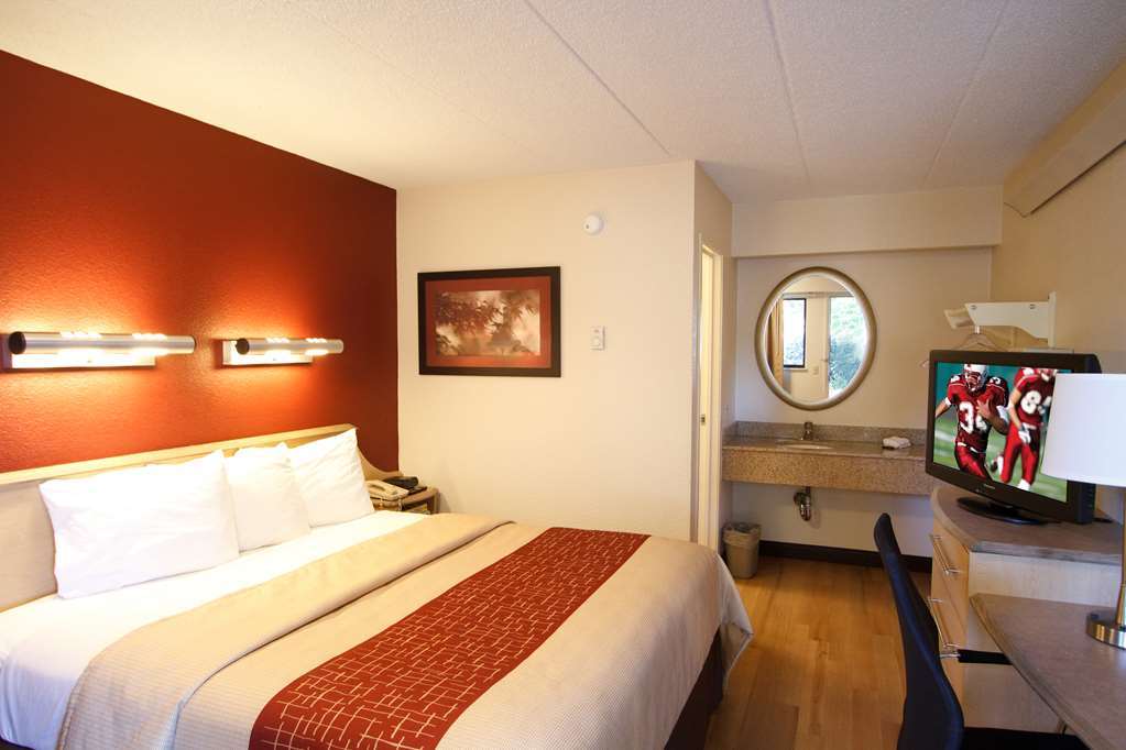Red Roof Inn Fairmont Rum bild